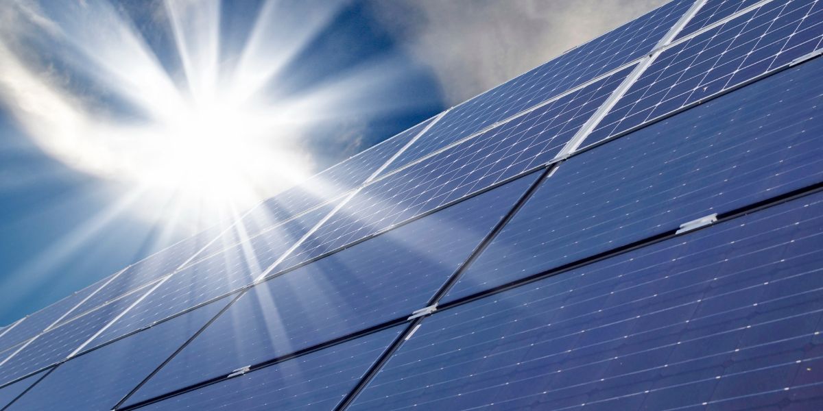 Artificial Intelligence and Renewable Energy Power Supplies eMergy Tech